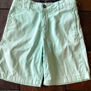 Men’s Crown and Ivy Motion Flex shorts